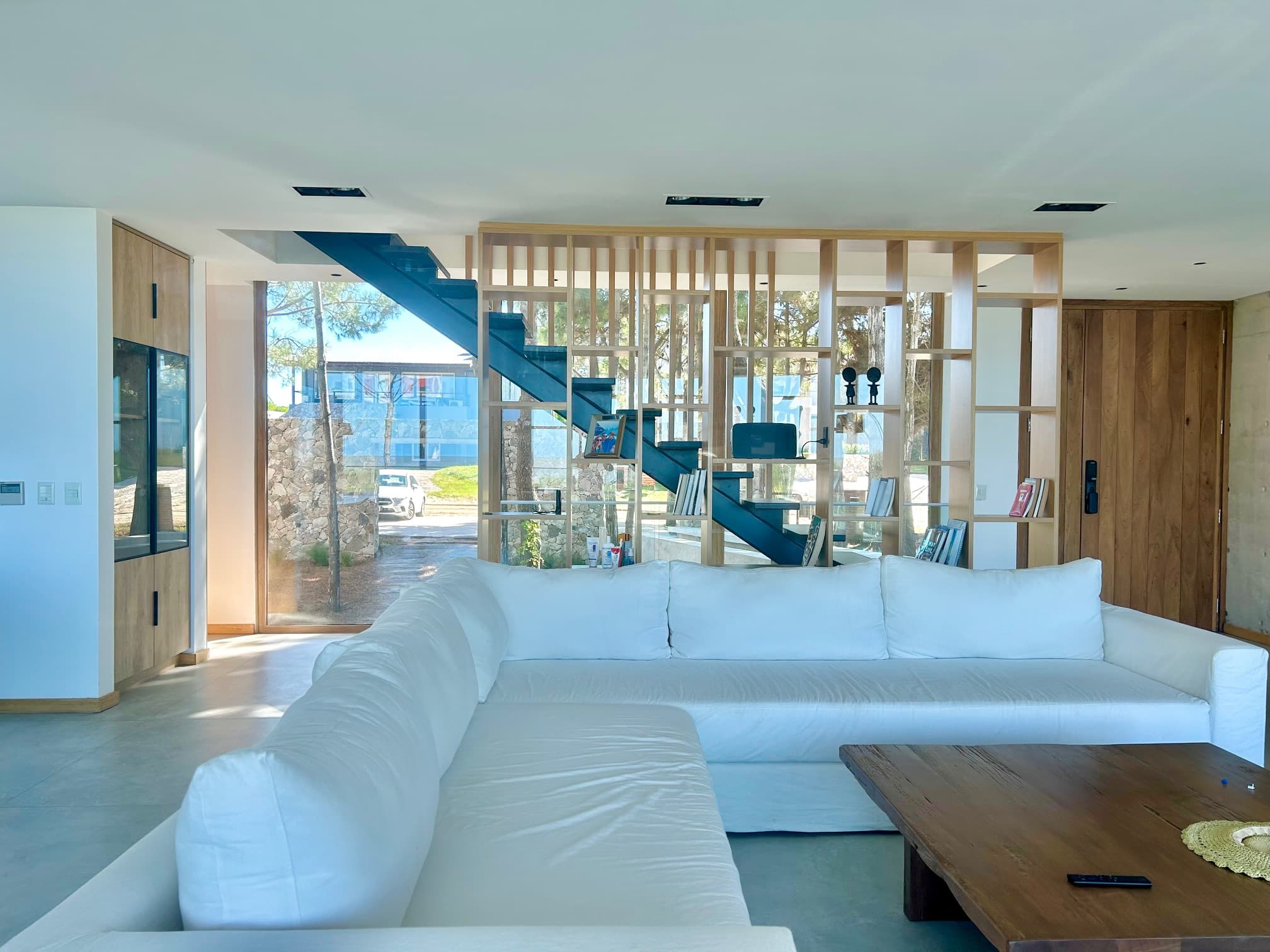 Casa Almar - Bavio Arquitectos